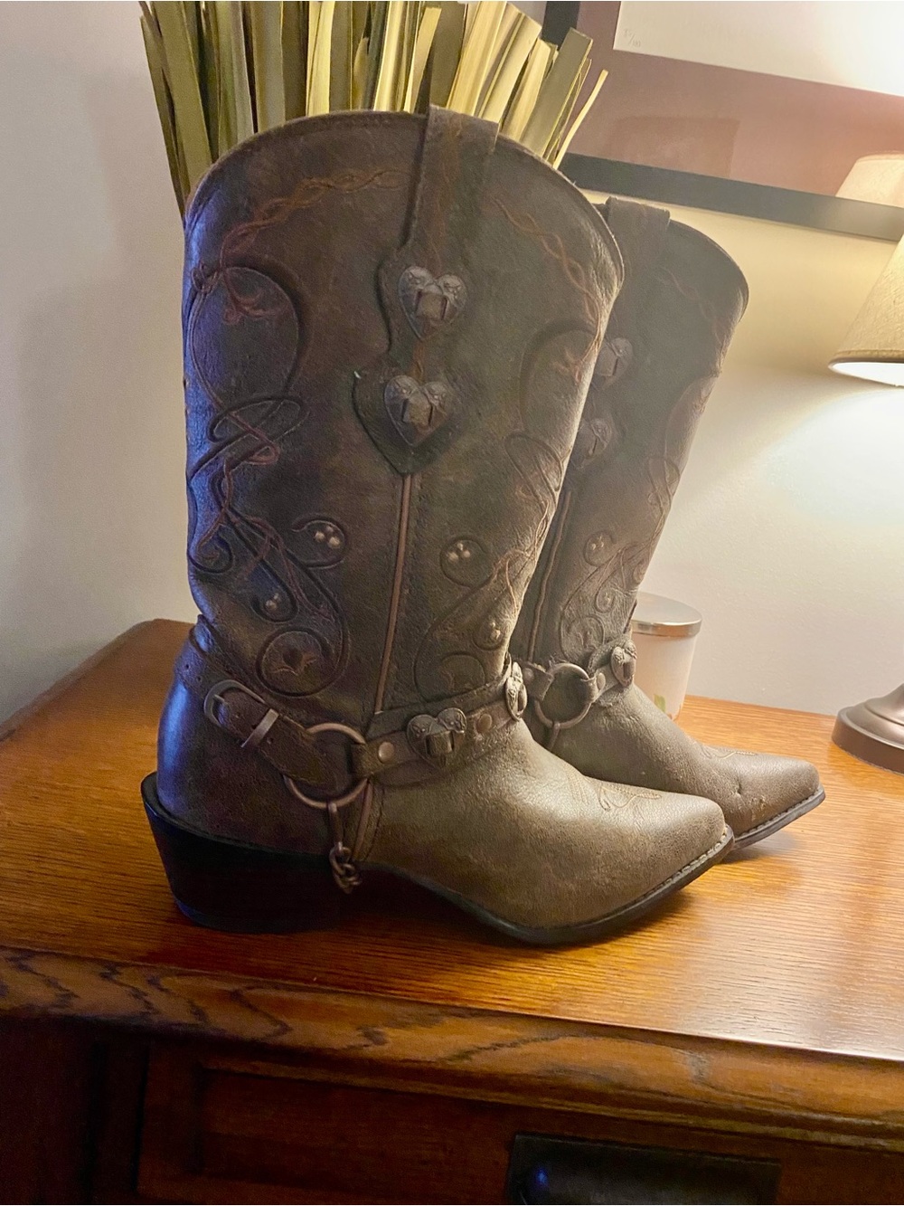 NWOT- Boot Barn Brown Embroidered Cowgirl Boots - Picture 3 of 8